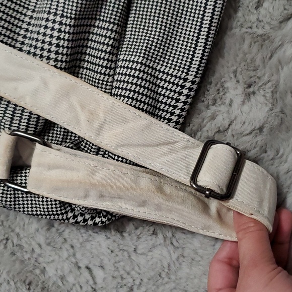 Lulu Dharma houndstooth pattern drawstring backpack - Picture 6 of 13